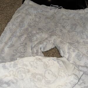 Peanuts Plush Light Gray Lounge / Sleep Pants (XXL) - EUC!
